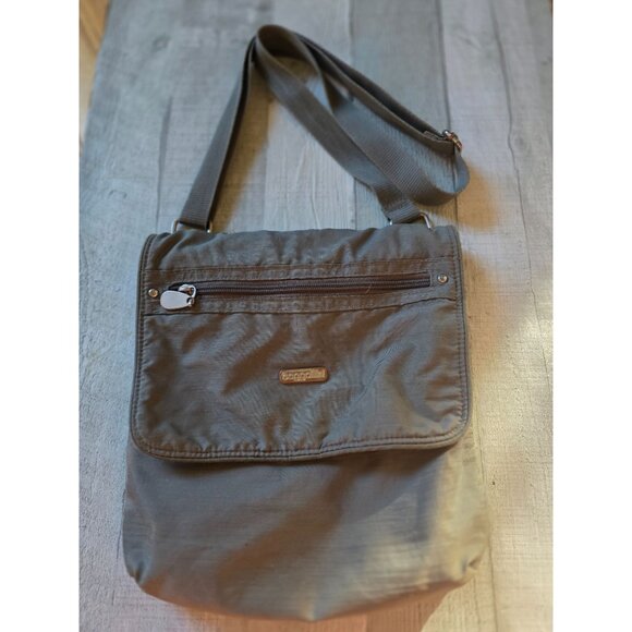 Baggallini Gray Crossbody Bag With Adjustable Strap & Zippered Compartments - Picture 1 of 6